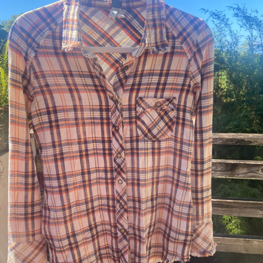 Free People ✨ We The Free Long sleeve plaid flannel top with Pockets!